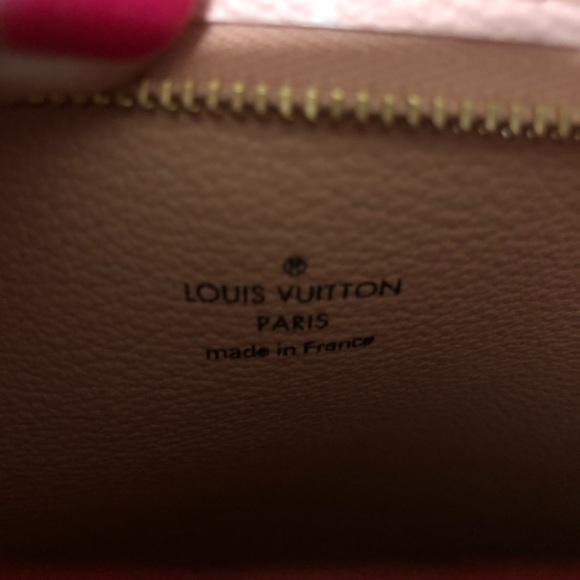Louis Vuitton Toiletry Pouch 26 Limited edition Brand New - Picture 9 of 11